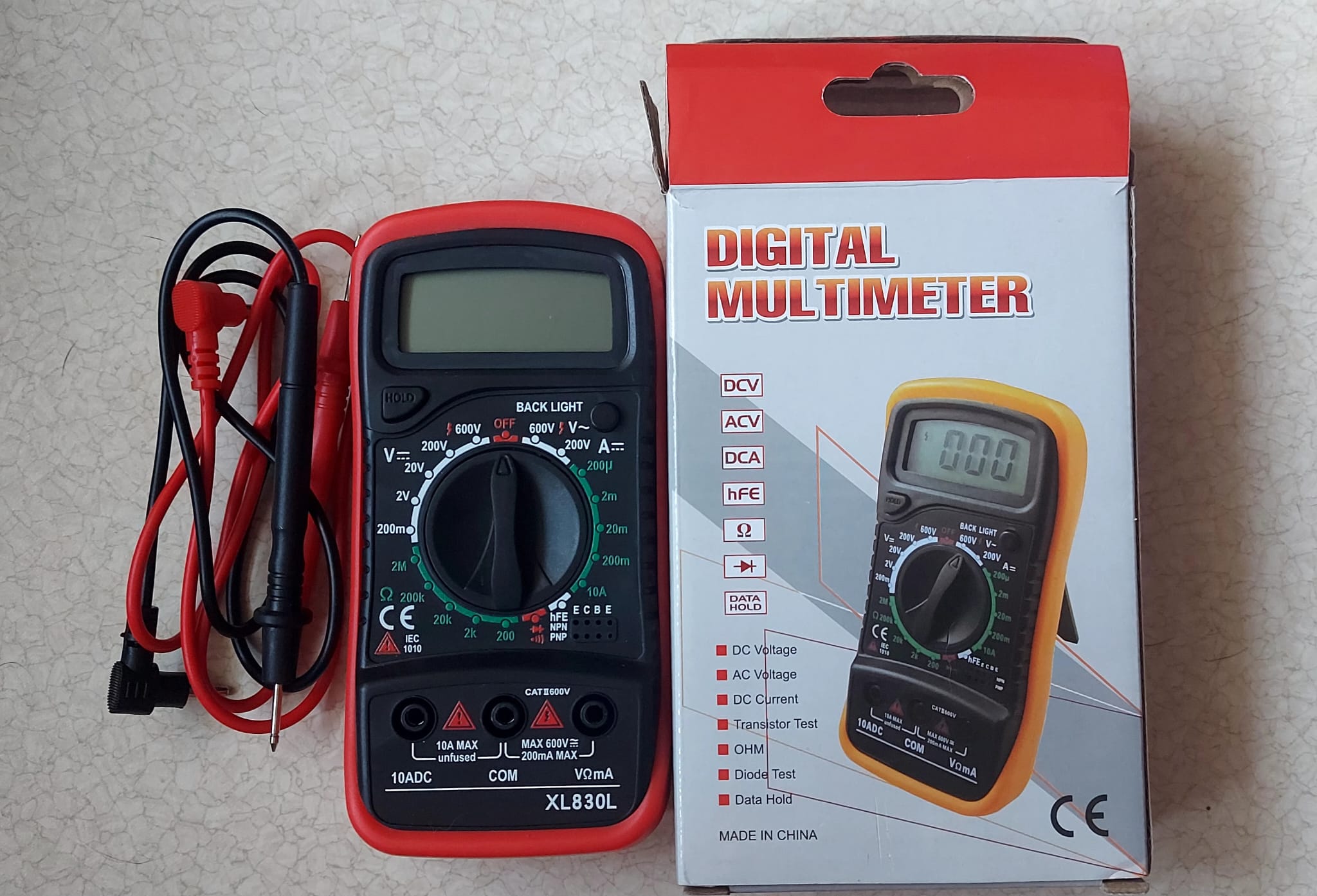 Digital multimeter XL830L with test leads and box